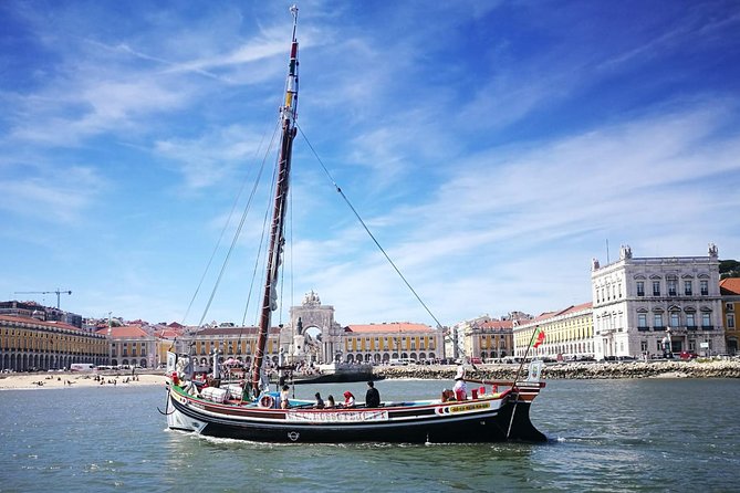 Lisbon Traditional Boats - Express Cruise - 45min - A 45-Minute Tagus Hit: Why This Express Cruise Works