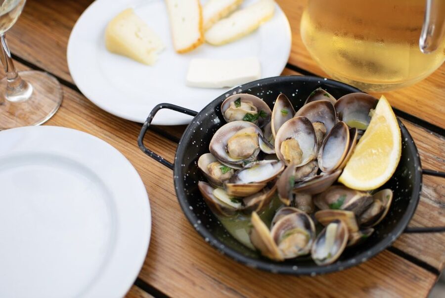 Lisbon Traditional Portuguese Food and Sightseeing Tour - Timing, guide wear, and what to do if something feels off