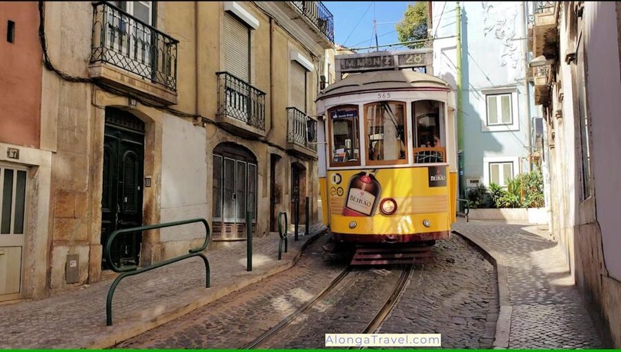 Lisbon: Tram 28 Entry Ticket & Audio Guide with 24-Hour Pass - Using the Smartphone Audio Guide on Tram 28 (so you actually get the story)