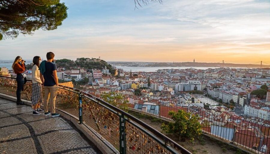 Lisbon Tuktuk Old-town Sightseeing Tour - Lisbon’s 7 hills, handled the easy way