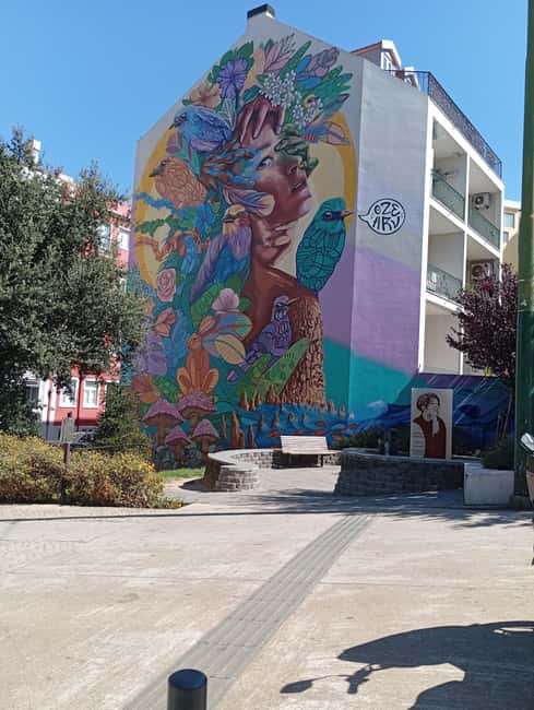 Lisbon. Tuktuk tour, Alfama & Historic city tour - Who this tuk tuk tour fits best