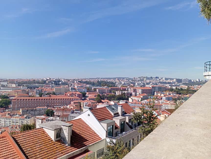 Lisbon. Tuktuk tour, Alfama & Historic city tour - Should you book this Lisbon tuk tuk tour?