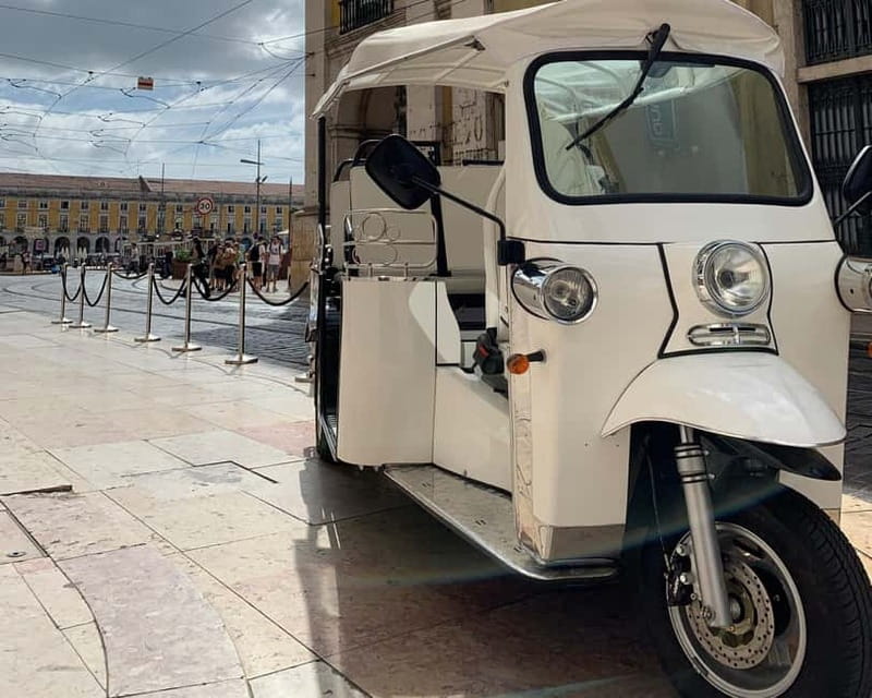Lisbon TukTuk Tour - Smooth & Fun - Best Instagram Spots - Entering Lisbon from the first minute: electric tuk + easy pickup