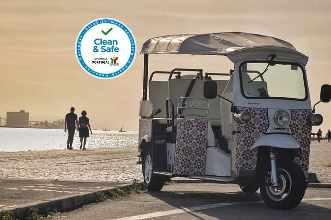 Lisbon Viewpoints Tuk Tuk Tour - Where you start in Lisbon: pickup from central hotels or meet at R. da Madalena