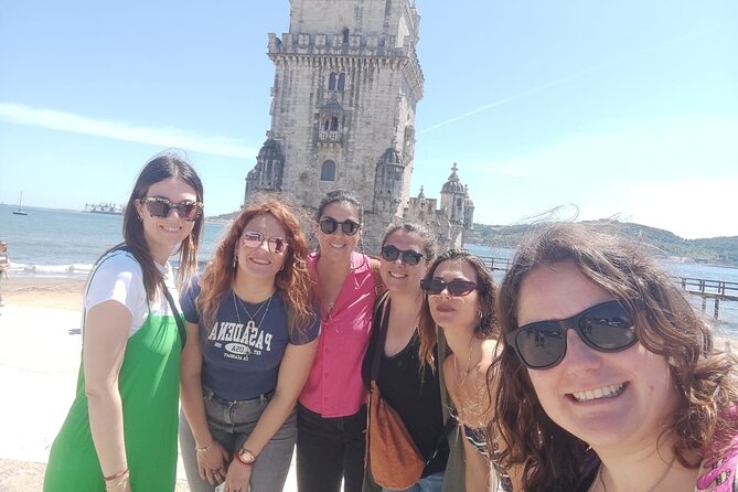 Lisbon Walking Tour - Discover Belém and the Discoveries Age - Starting at Praça Afonso de Albuquerque (and getting your bearings fast)