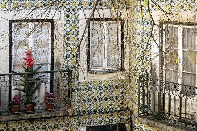 Lisbon Your Perfect Day in the City Custom Private Tour - Getting around smart: included transit, no private car, and real Lisbon legs