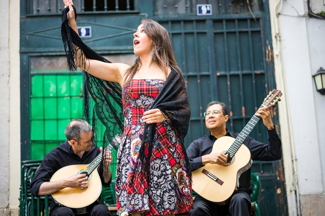 Live Fado Private Tour in Lisbon with Dinner - Fado House Reality Check: Voices, Guitars, and a Live Meal