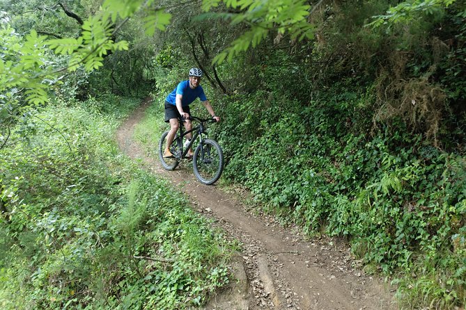 Lizandro Trails - Mountain Biking - Getting started at Praia Sao Juliao and why the pickup matters