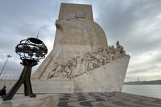 Luxury Car Lisbon City Tour Visit - A Comfortable Start: Pickup, WiFi, and a Private Guide