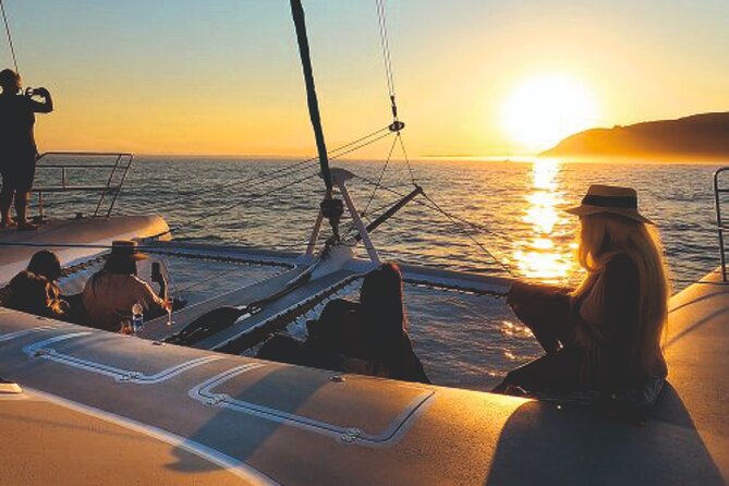 LUXURY Catamaran Sunset and Wine cruise - Getting There: Alcântara Meeting Point and First-Moment Tips