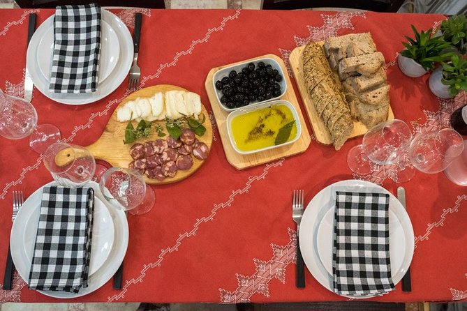 Market Tour, Cooking Class And Lunch At Mercado de Arroios - What the 4-hour timing really means