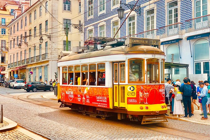 Medieval Tour 1H - Two viewpoints that change how Lisbon looks: Portas do Sol and Senhora do Monte
