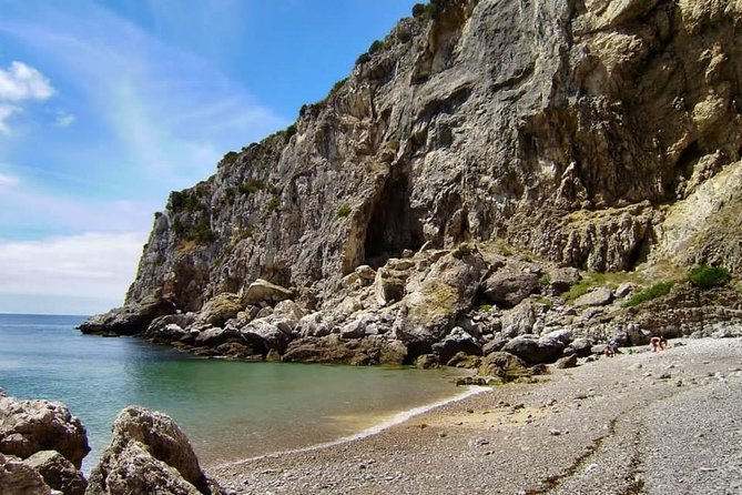 Mindful Coastal Hike in Arrabida – Secret Beach by the Atlantic - The guide makes or breaks this kind of hike