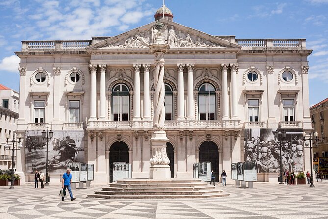 Mon Ami Burguês - Lisbon City Center Private Tuk Tuk Tour - Assembleia da República: Lisbon’s civic side on the route