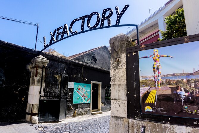 Mon Ami Navegador - Belém and Alcântara Private Tuk Tuk Tour - Stop 2: MAAT, contemporary art with the Tagus in sight