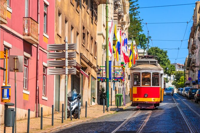 Mysteries of Alfama: Lisbon Exploration Game and Tour - Alfama as a clue trail: why this game feels different