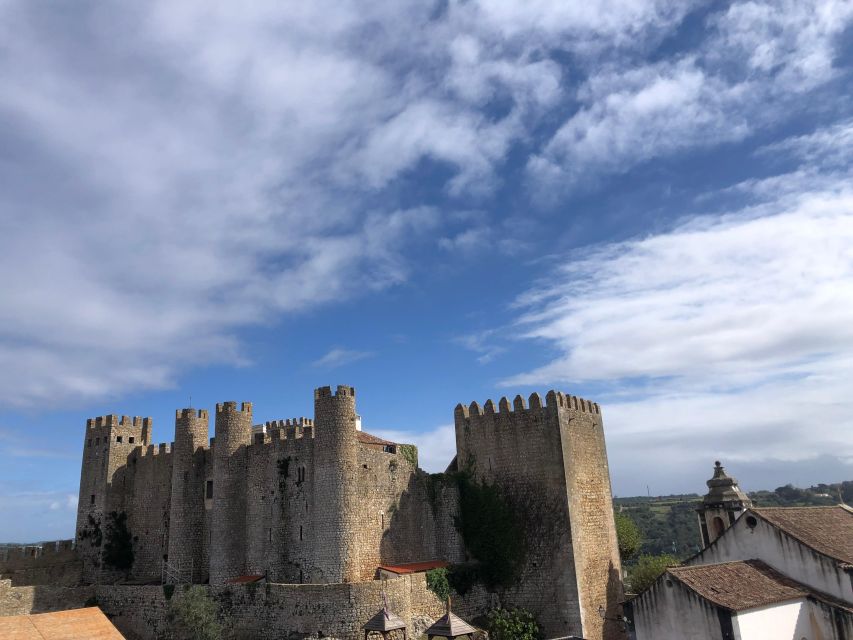 Nazaré: Big Wave Capital & Medieval Óbidos tour from Lisbon - The drive from Lisbon: long enough to learn, not too long to hate