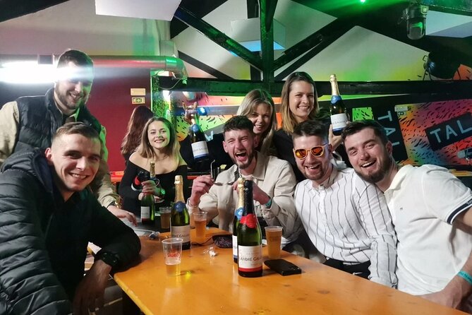 NYE Pub Crawl + VIP Club Entry - The 9:30 pm start: how the timing usually works