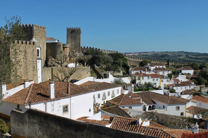 Óbidos historic village and Mafra Palace Private Tour - Óbidos inside the fortified walls: history you can walk through
