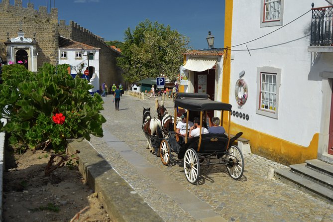 Óbidos: Medieval Tales & Secrets Spots - Igreja de Santa Maria: tiles, paintings, and why churches here feel different