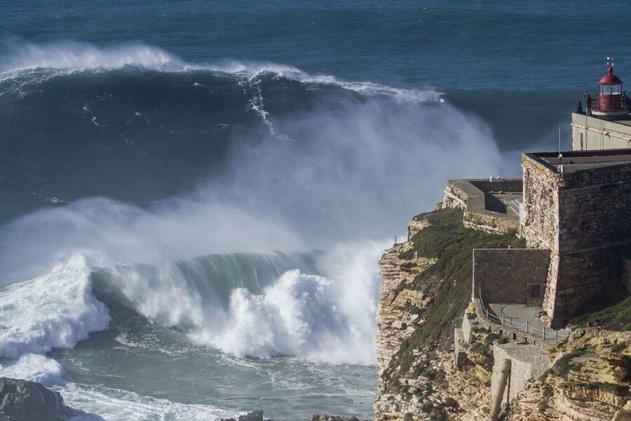 Óbidos, Nazaré & Alcobaça: Private Trip by Car - Óbidos: Medieval Walls, Ginjinha Break, and a Guided Walk You Can Follow