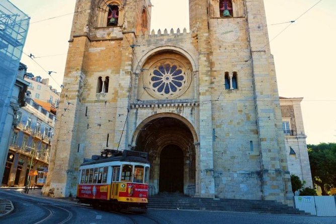 Old town Tuk Tuk Tour - Time in Alfama: Neighborhood Atmosphere Plus Ginjinha