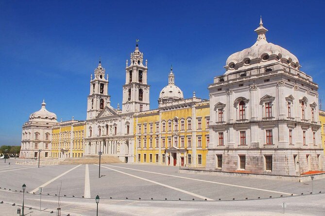 Palaces of Portugal Private Tour - Timing and Travel: How 8–9 Hours Really Works