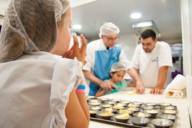 Pastel de Nata Masterclass at a Real Bakery in Downtown Lisbon - Custard, Molds, and the Pastel Technique You Can’t Guess