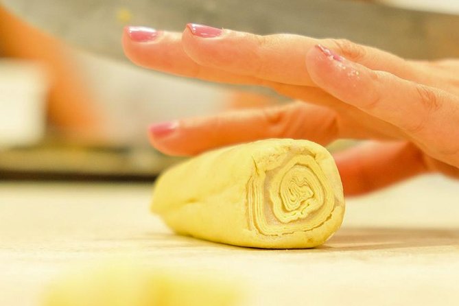Pastel de Nata Masterclass at a Real Bakery in Downtown Lisbon - Tasting, Drinks, Take-Home Tarts, and the Recipe Email