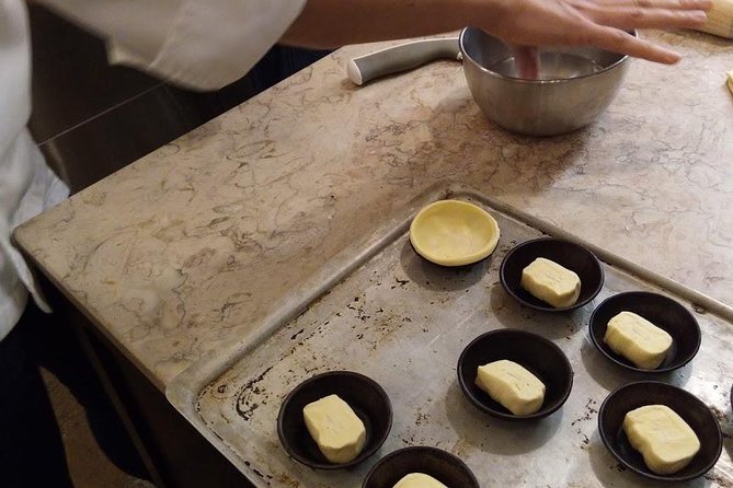Pastel de Nata Workshop in Lisbon - Where You Meet and How Smooth It Feels