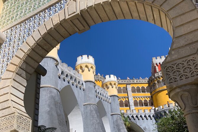 Pena Palace and Cape Town: Private Half Day Tour - Weather reality: what to pack so the day stays pleasant