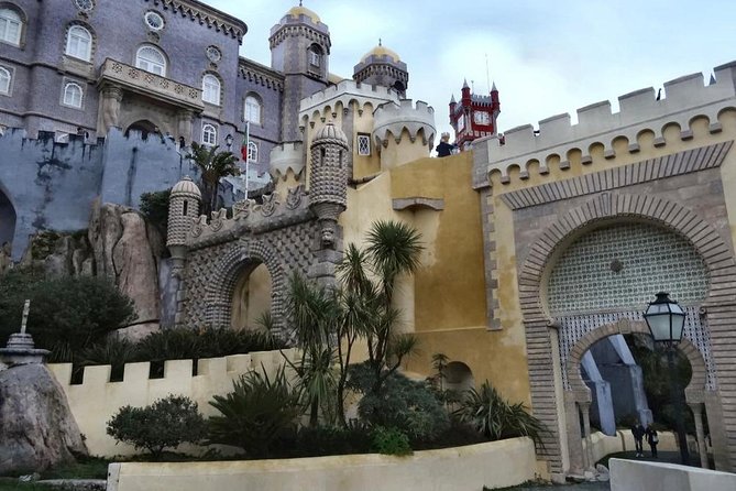Pena Palace, Regaleira,Cascais Private Tour All Tickets Included - What to watch out for: walking, rules, and fixed timing
