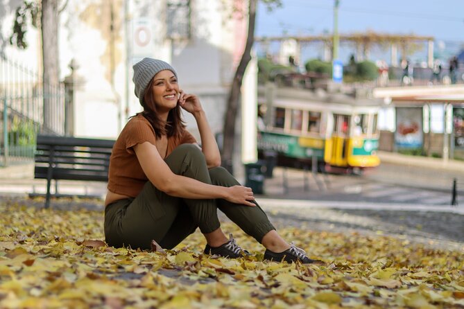 Photoshoot with a Local Professional Photographer in Lisbon - Key things that make this Lisbon photoshoot work