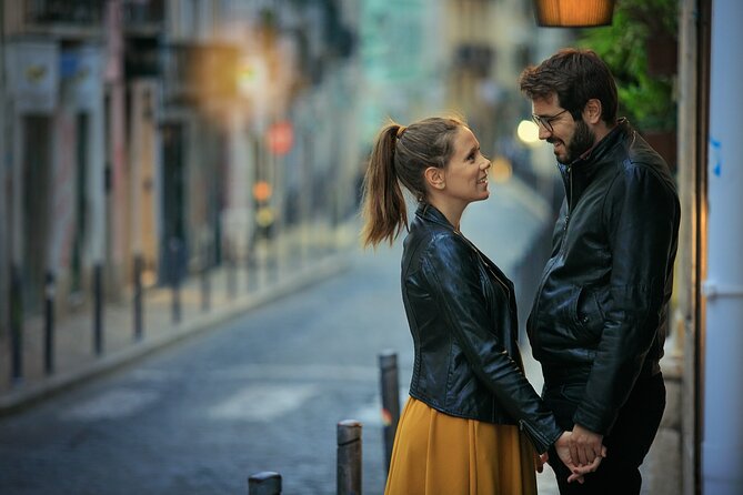 Photoshoot with a professional photographer in Lisbon - How the 1-Hour Photo Session and Walking Tour Work