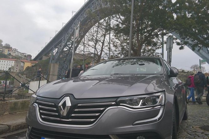 Porto Full Day Private Tour from Lisbon - Jardins do Palácio de Cristal: a calm break with Douro views