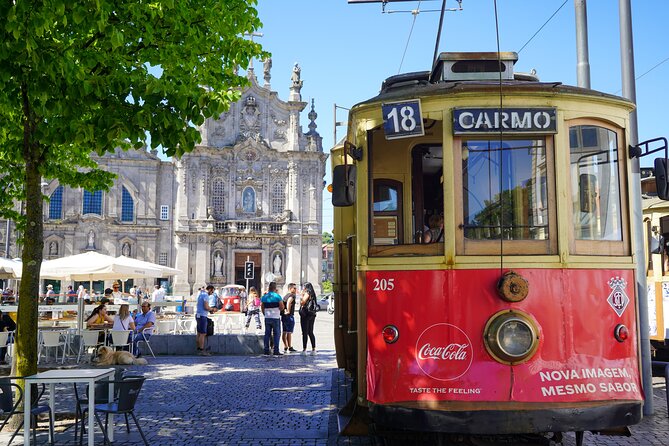 Porto Heritage & Wine: Exclusive Private Day Trip from Lisbon - Vila Nova de Gaia cellar tour and Port tasting: the finale with real flavor