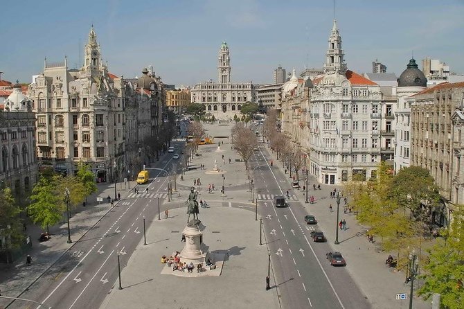 Porto Private Full Day Sightseeing Tour from Lisbon - Stop-by-stop: São Bento, the cathedral, and Livraria Lello timing