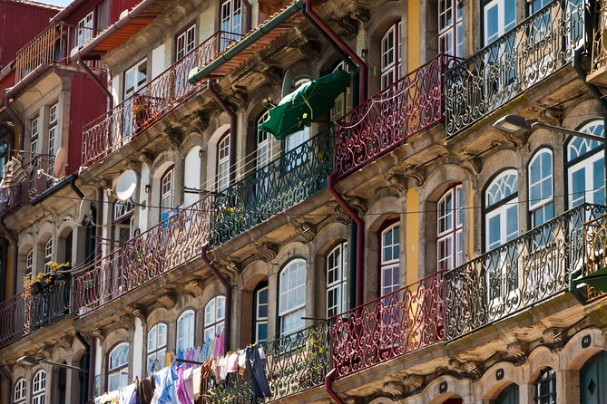Porto Private Tour from Lisbon with Douro Cruise and Wine Tasting - Cathedral of Porto and São Bento: architecture that tells Portugal’s story