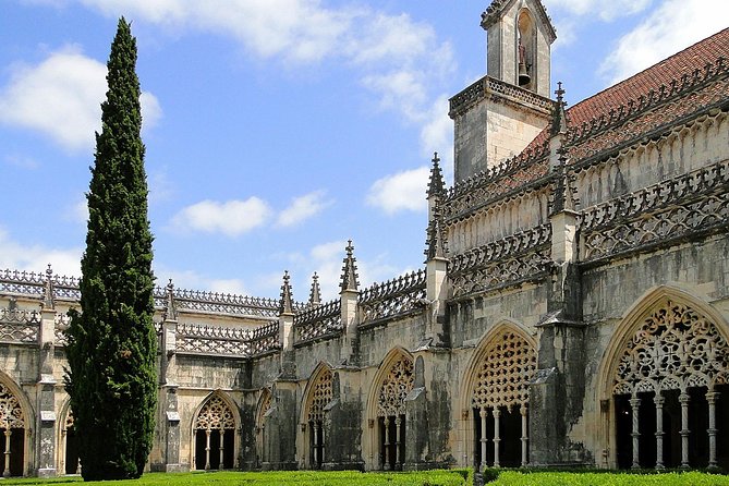 Portugal Fatima Sanctuary | Batalha | Nazaré | Óbidos - Price and logistics: private pickup, 8–9 hours, and what the cost covers