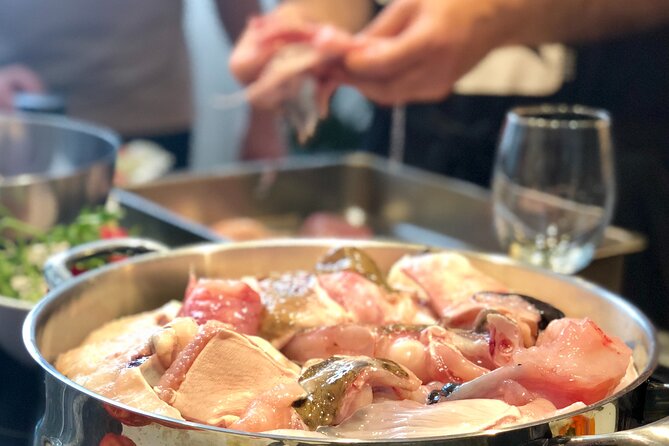 Portuguese Cooking Class in Lisbon - The wine and meal rhythm: what you eat, what you drink, and when