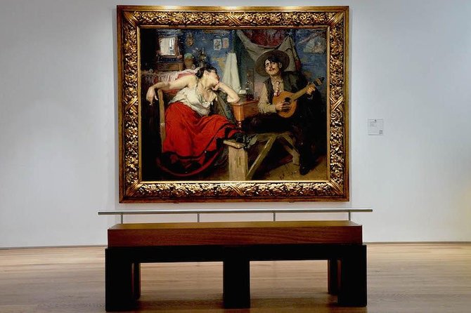 Portuguese Fado Live Music Show in Lisbon - Drinks, snacks, and the food question you should clarify