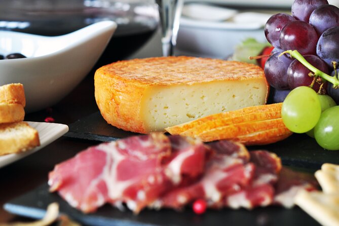Portuguese flavors in a typical village home - Welcome Bites and Drinks: The Part That Sets Expectations