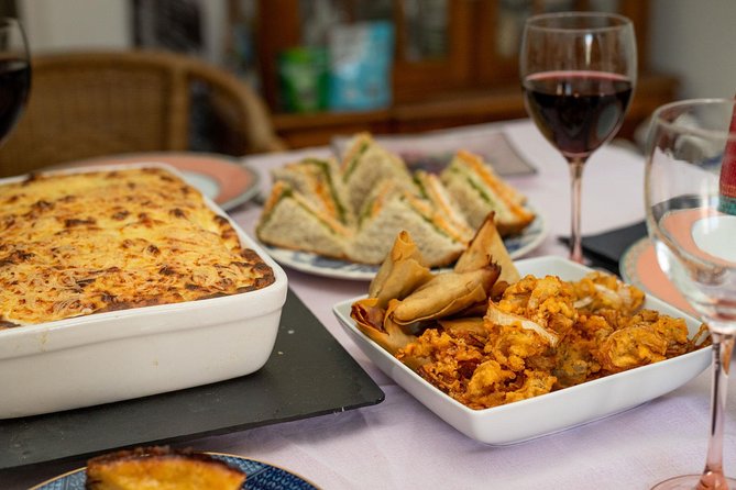 Portuguese Home Dining Experience in Lisbon with a Local, Paula - Who should book this Portuguese home dining in Almada?