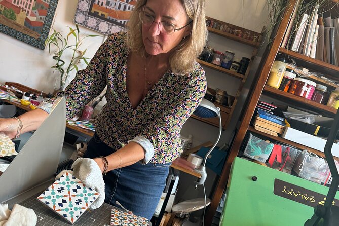 Portuguese Tile Workshop - From Your Drawing to the Finished Tile: Photoshop + Thermal Press