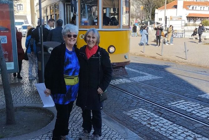 Premium Lisbon Airport Transfer to Lisbon - The luggage rules you should plan around
