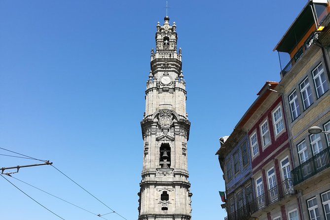 Premium Porto Private Day Trip from Lisbon with Local Guide - Praca da Ribeira: Riverfront Lunch and the Seafood Detour Option