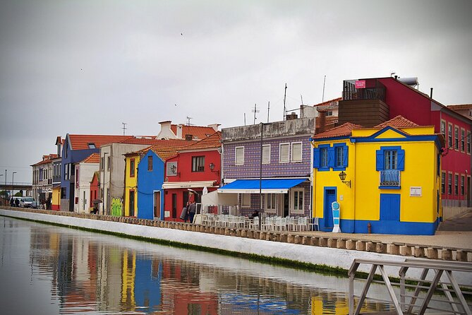 Private 7-day itinerary in Portugal - Aveiro canals, Nazaré waves and seven skirts, and Óbidos back to medieval time