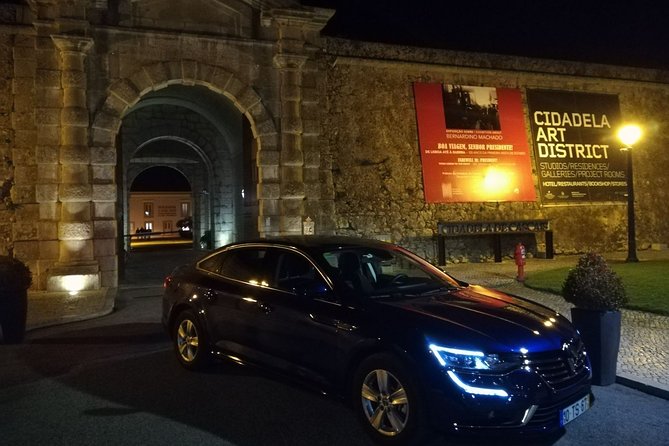 Private Airport Transfer from Lisbon to Cascais, Sintra & Estoril - Dropping in Cascais: quick arrival to coastal plans