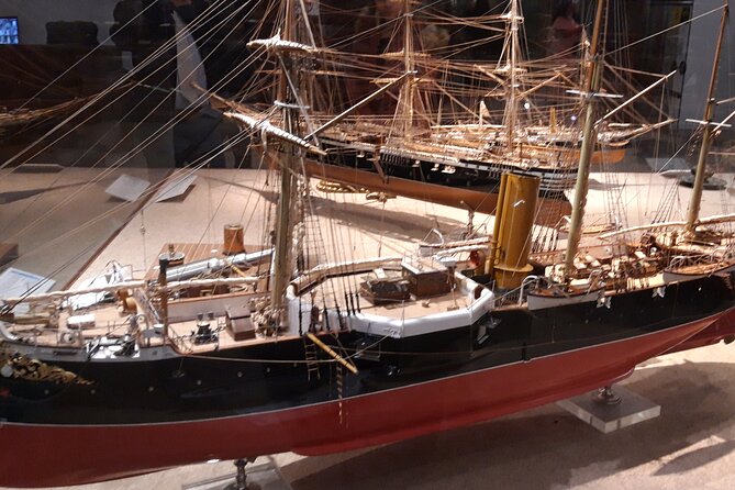 Private Belem tour with tram and the new Quake Museum - Jerónimos Monastery: UNESCO Portuguese Gothic, with a guided lens