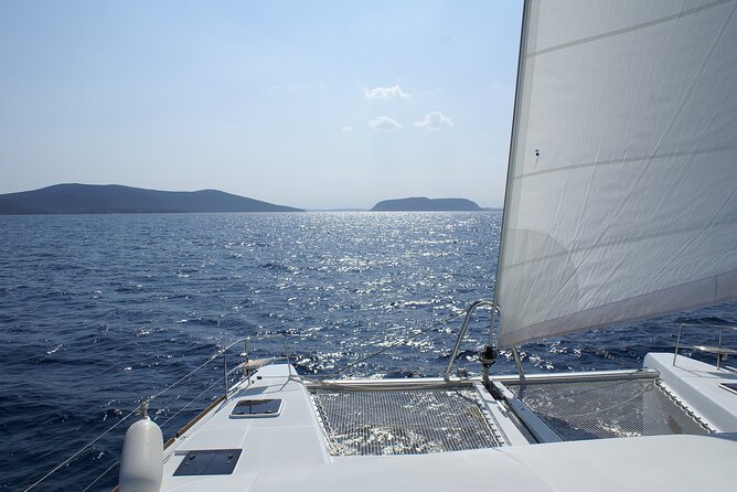 Private Catamaran Tour: Lisbon coast cruise with barbecue and drinks - Meeting at Doca de Alcântara Norte (Gate 3): Get Your Bearings Fast
